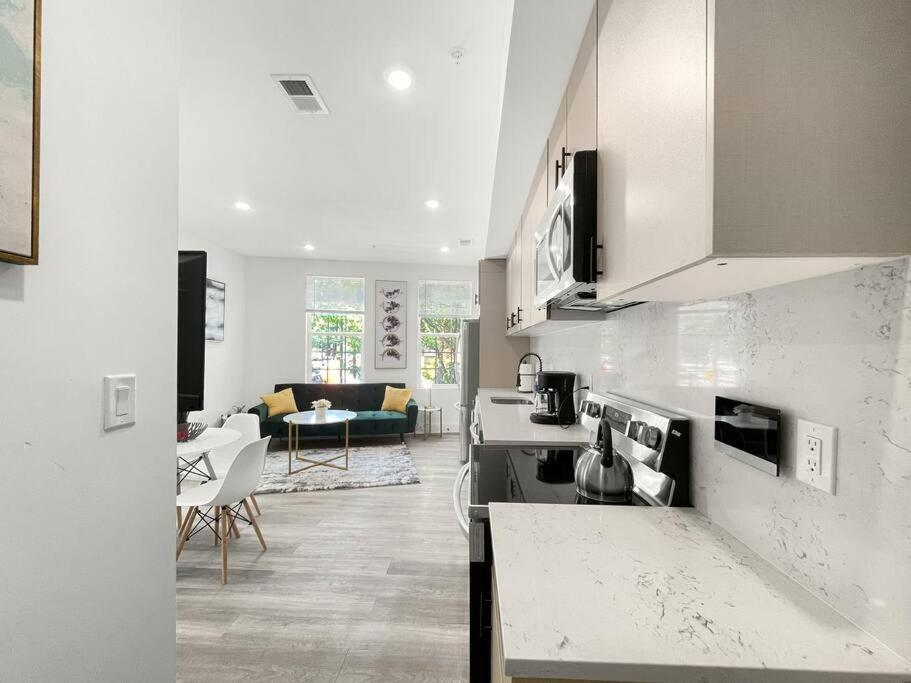 Classy Capitol Hill Apt, Steps From Dc Attraction วอชิงตัน ภายนอก รูปภาพ