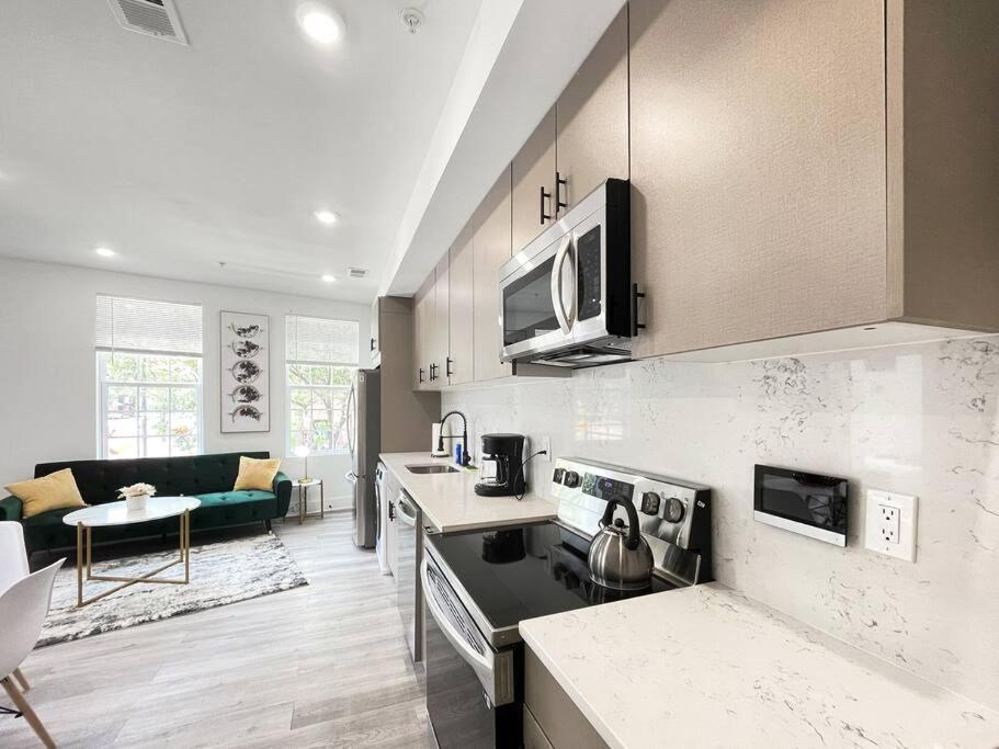 Classy Capitol Hill Apt, Steps From Dc Attraction วอชิงตัน ภายนอก รูปภาพ