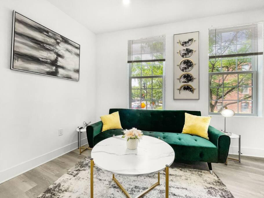 Classy Capitol Hill Apt, Steps From Dc Attraction วอชิงตัน ภายนอก รูปภาพ