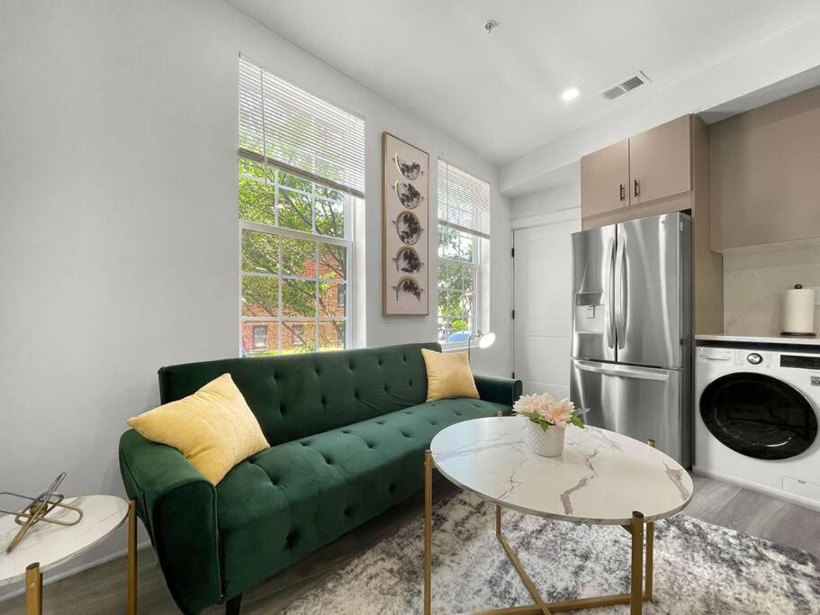 Classy Capitol Hill Apt, Steps From Dc Attraction วอชิงตัน ภายนอก รูปภาพ